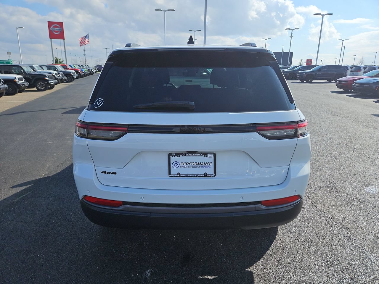 New 2026 Jeep Grand Cherokee Altitude AWD/4WD image 6