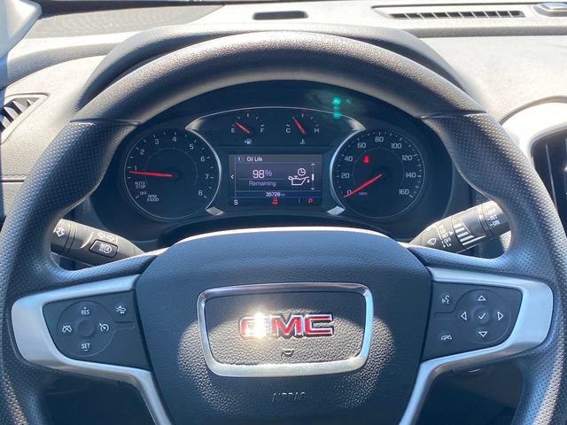 Certified 2024 GMC Terrain SLE w/ Driver Convenience Package FWD image 9