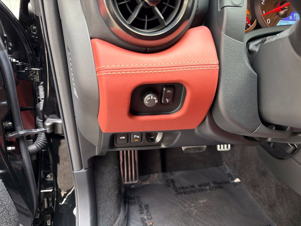 Used 2021 Nissan GT-R Premium AWD/4WD image 40