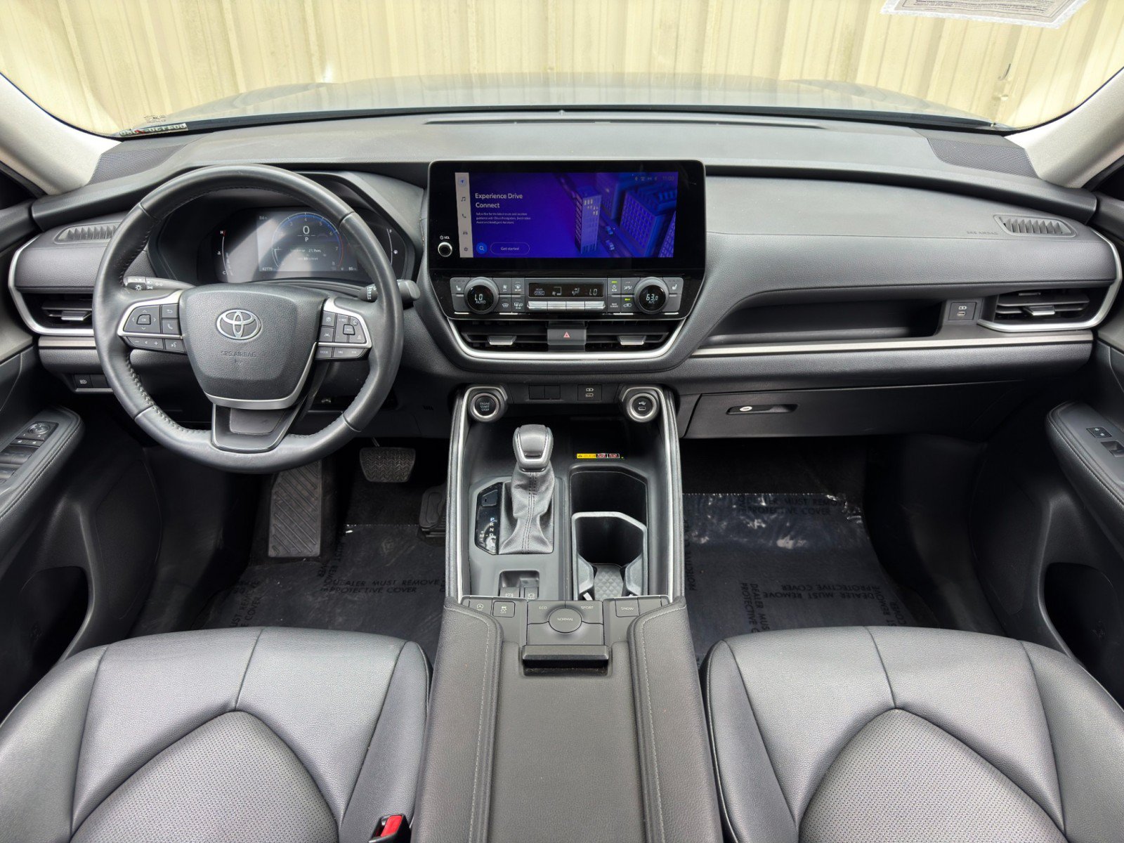 Used 2024 Toyota Grand Highlander FWD image 12