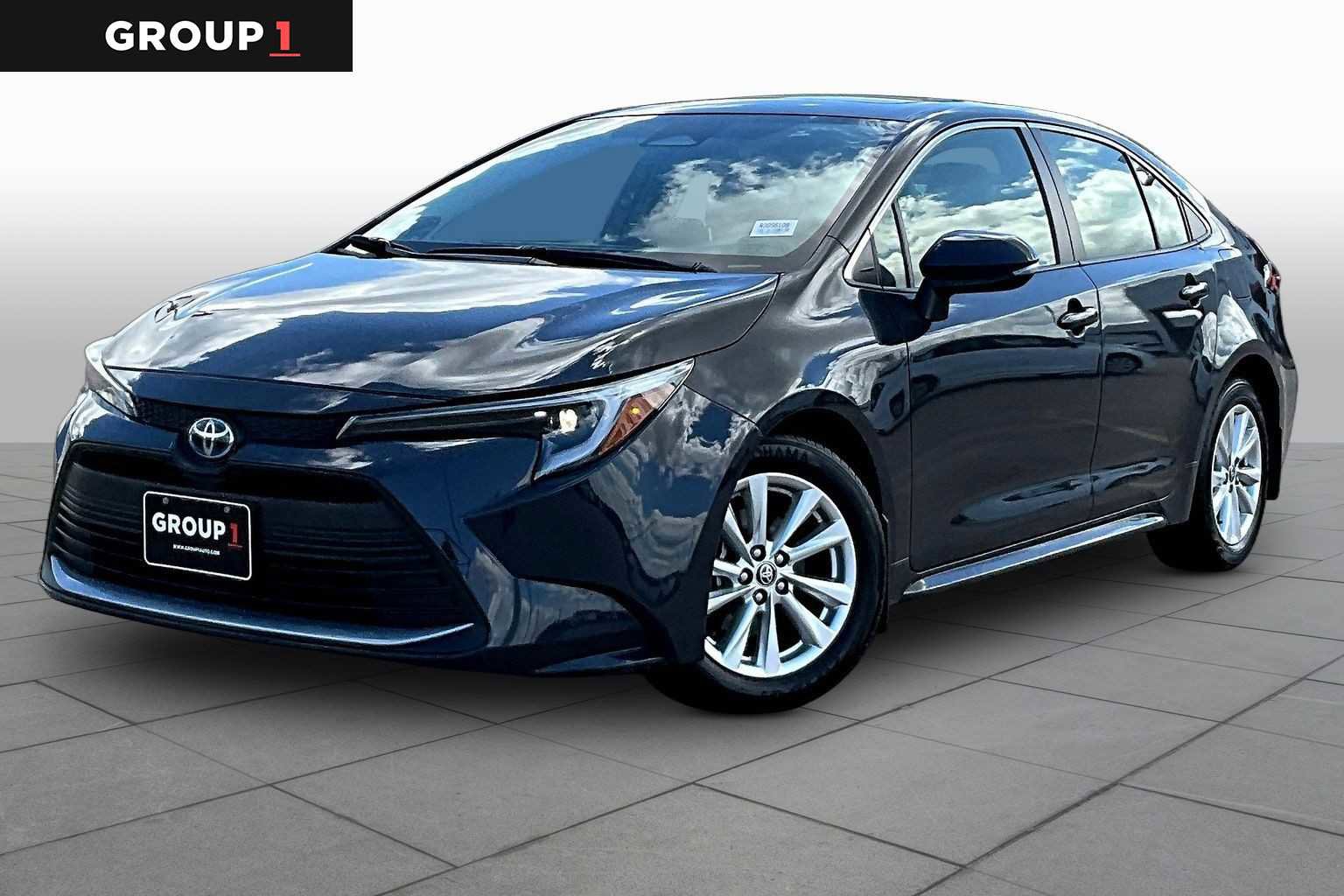 Used 2024 Toyota Corolla XLE