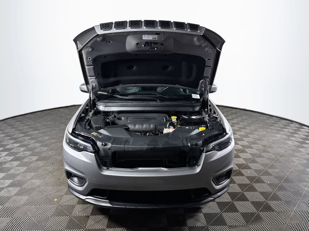 Used 2019 Jeep Cherokee Latitude Plus w/ Cold Weather Group image 21