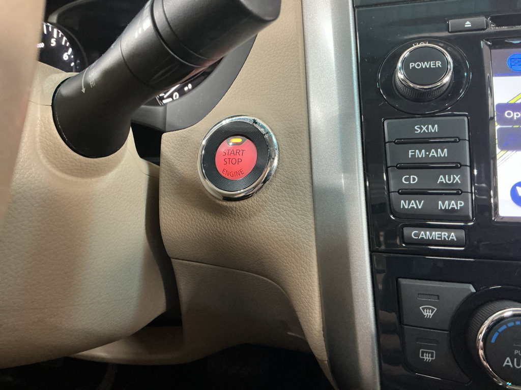 Used 2015 Nissan Altima 2.5 SL w/ Technology Package FWD image 17