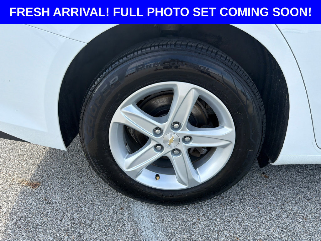 Used 2020 Chevrolet Malibu LS FWD image 34