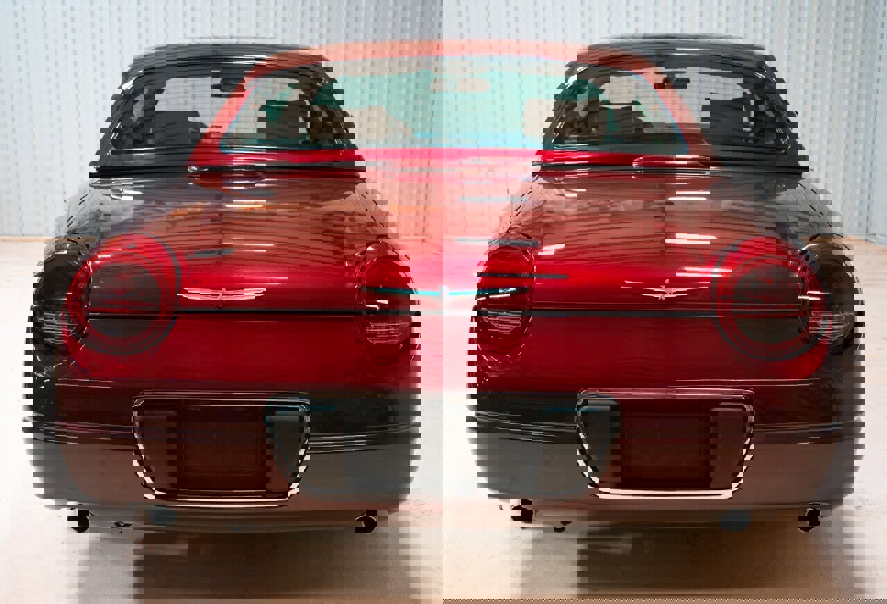 Used 2004 Ford Thunderbird Deluxe image 7