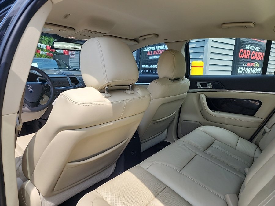 Used 2014 Lincoln MKS w/ Equipment Group 101A FWD image 31