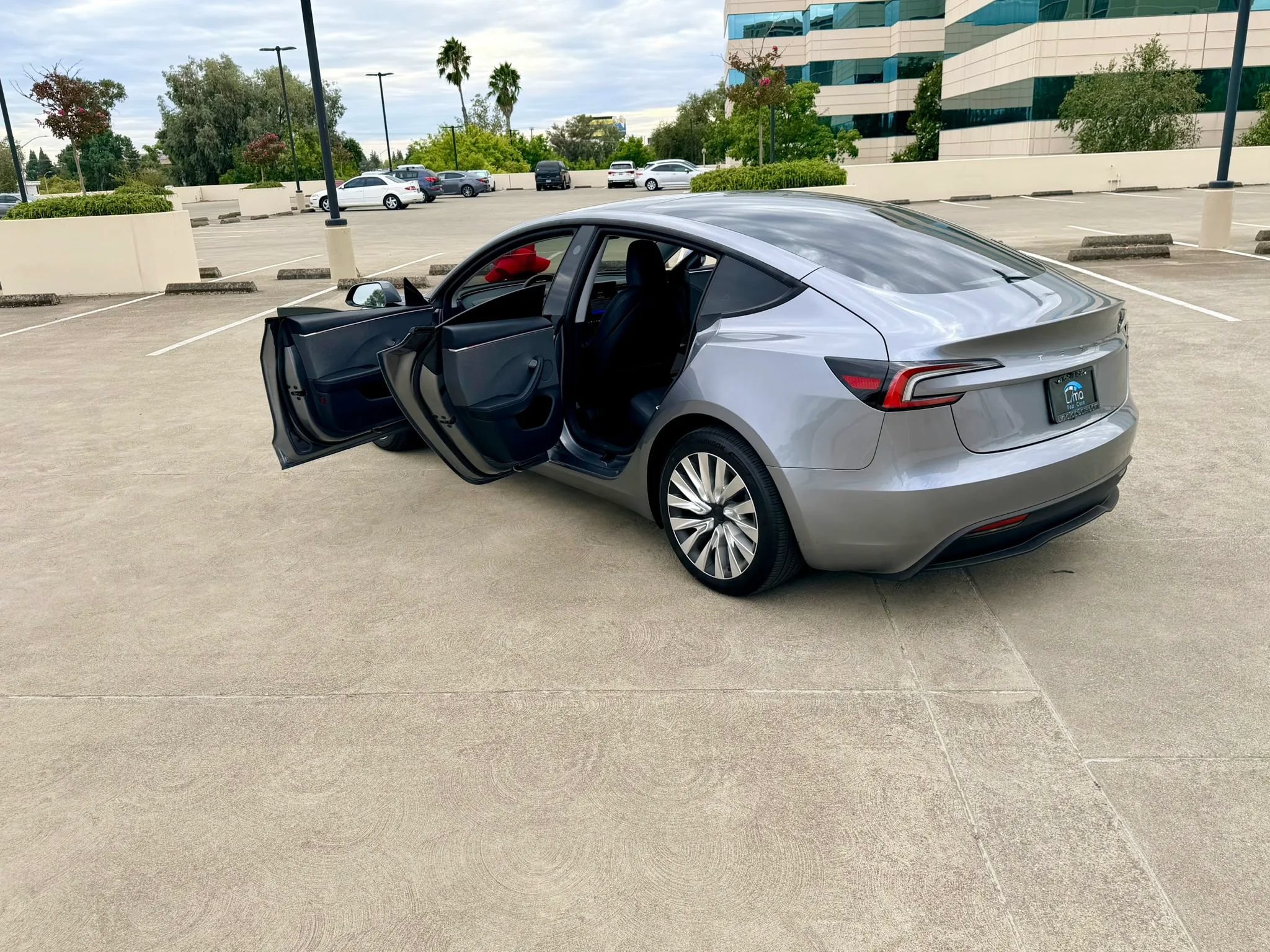 Used 2025 Tesla Model 3 Long Range RWD image 52