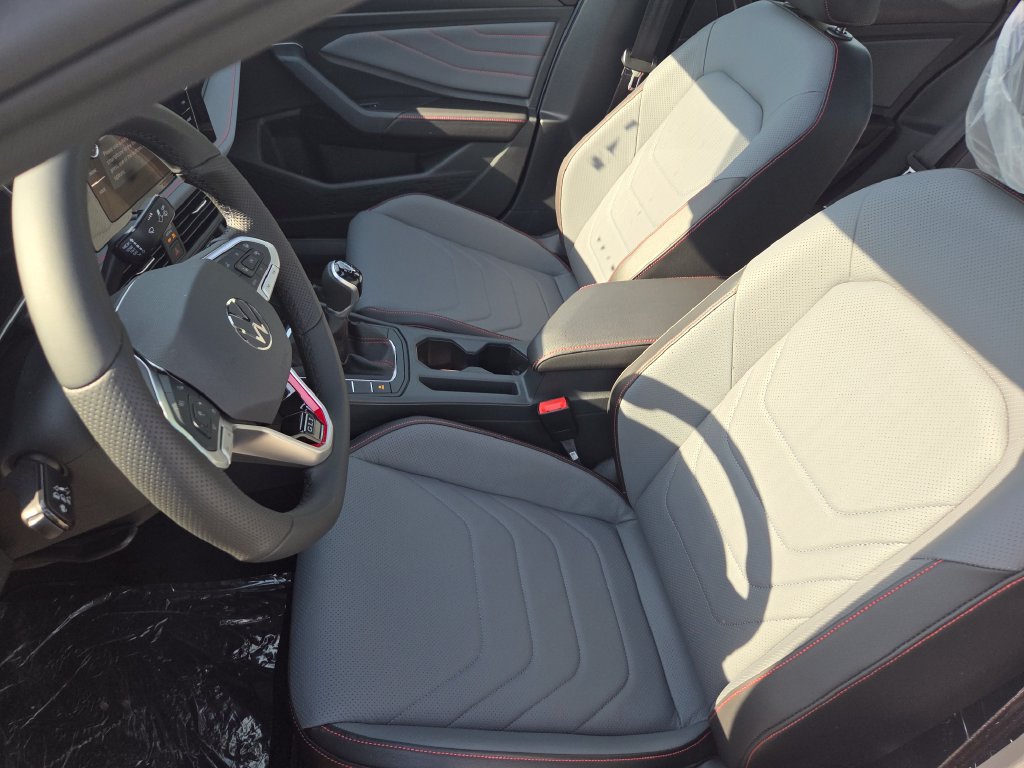 New 2026 Volkswagen Jetta GLI Autobahn FWD image 9