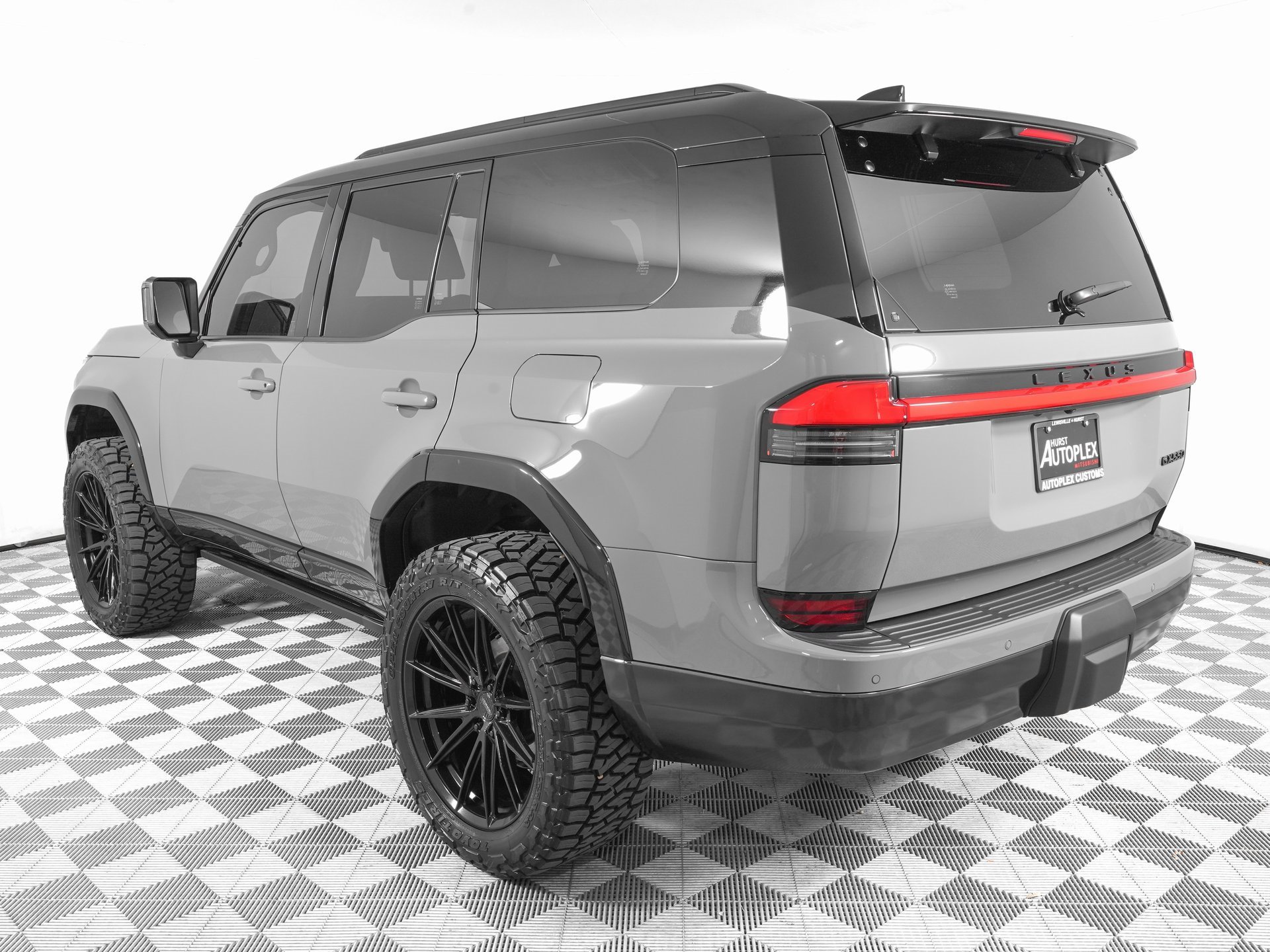 Used 2025 Lexus GX 550 image 8