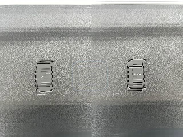 New 2026 Chevrolet Suburban Premier image 20