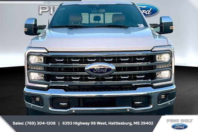 Used 2023 Ford F250 Lariat w/ Tow Technology Package image 3