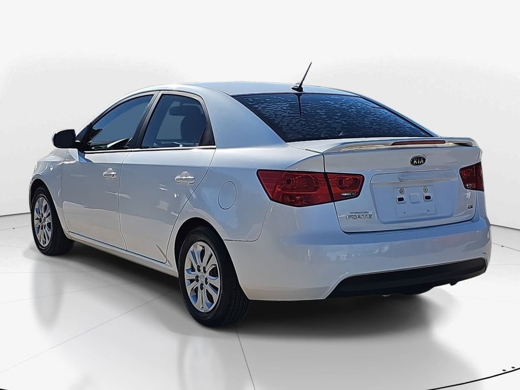 Used 2013 Kia Forte EX image 7