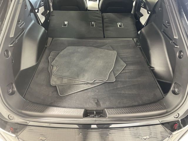 Used 2025 Chevrolet Equinox EV LT image 25