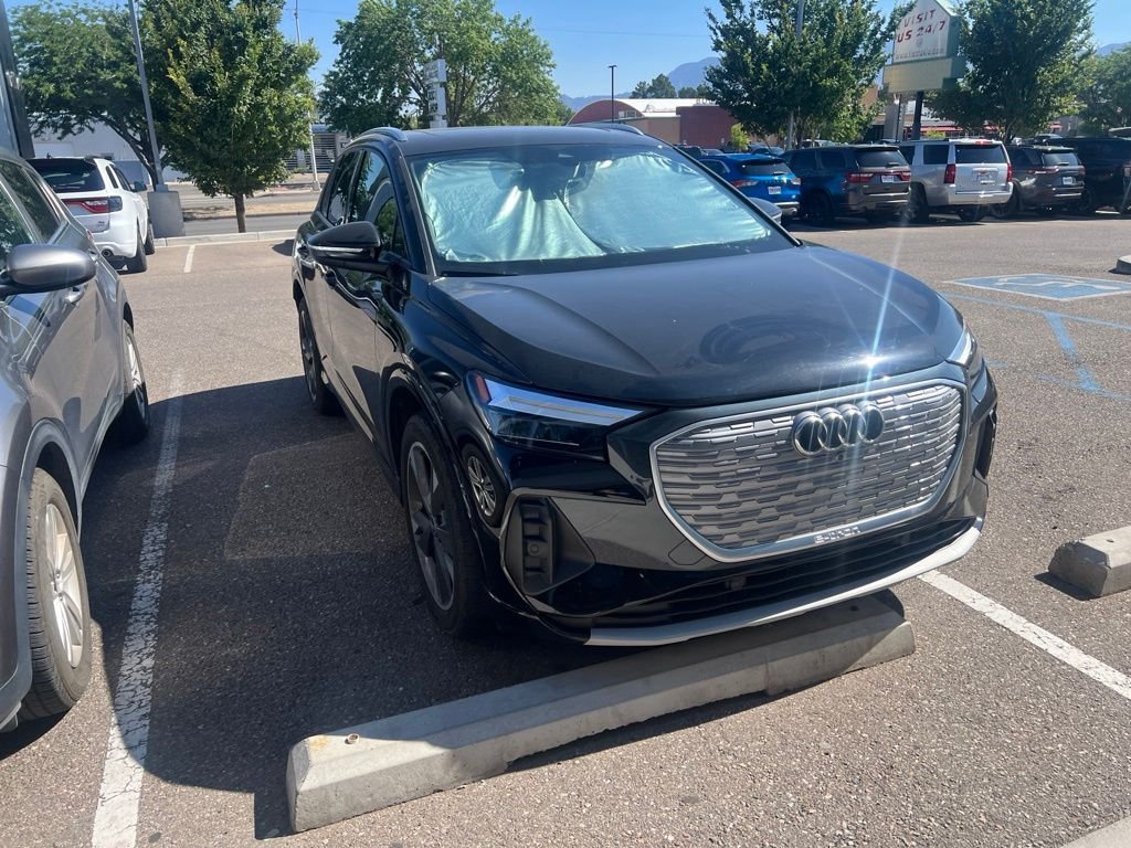 Used 2022 Audi Q4 e-tron Premium Plus AWD/4WD image 4