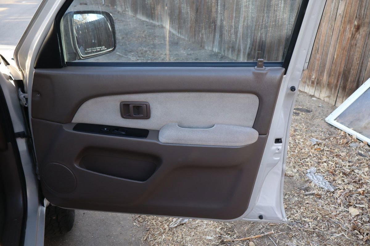 Used 1998 Toyota 4Runner 4WD image 26