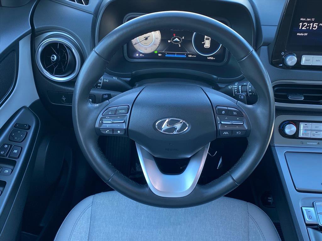 Used 2023 Hyundai Kona SEL image 6