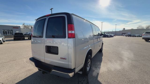 New 2025 GMC Savana 2500 w/ Driver Convenience Package image 37
