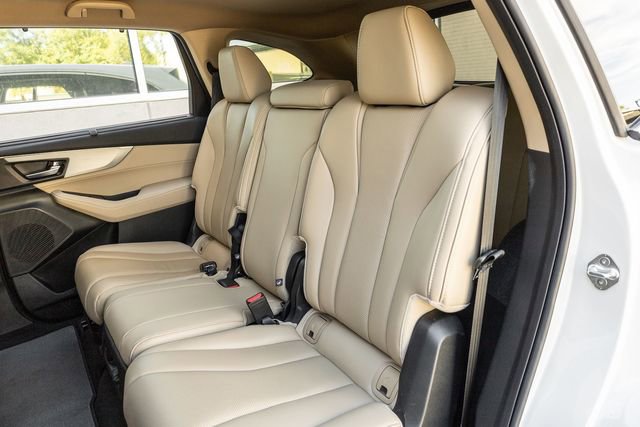 Used 2024 Acura MDX SH-AWD w/ Technology Package image 13