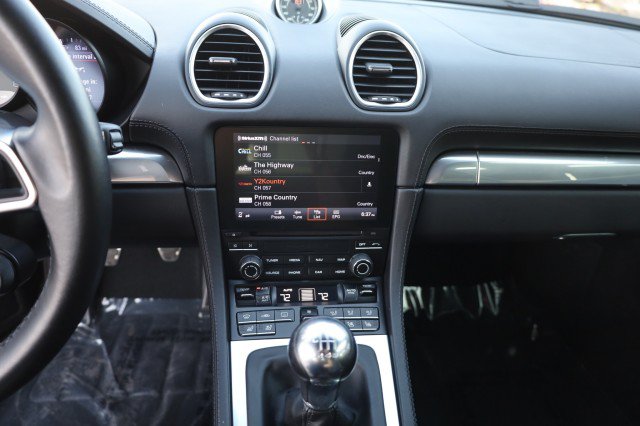 Used 2017 Porsche 718 Cayman S RWD image 35