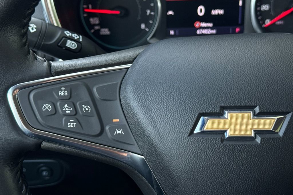 Used 2020 Chevrolet Equinox LT w/ Sport Edition FWD image 28