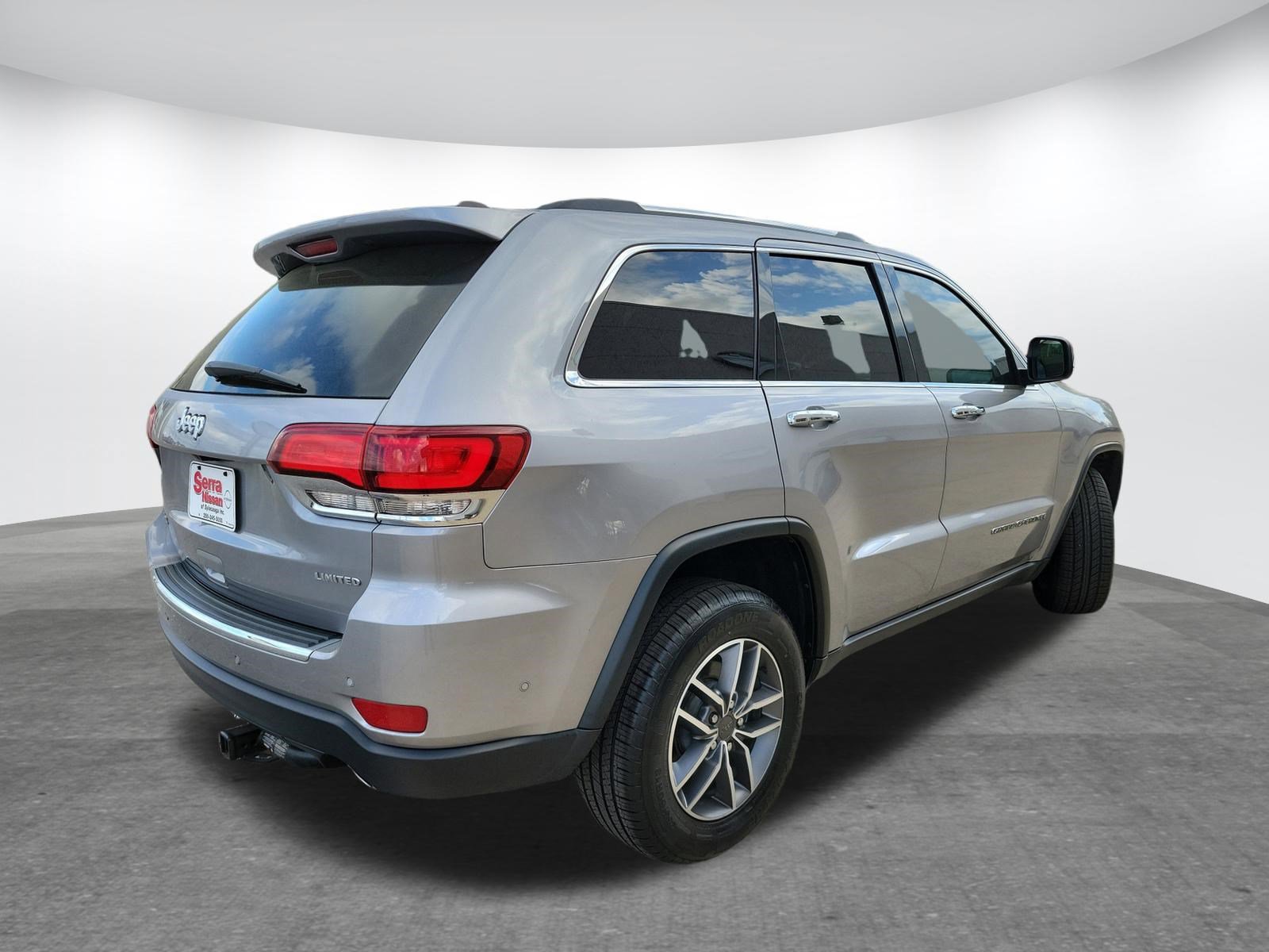 Used 2021 Jeep Grand Cherokee Limited AWD/4WD image 5