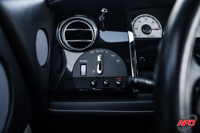 Used 2019 Rolls-Royce Wraith RWD image 73