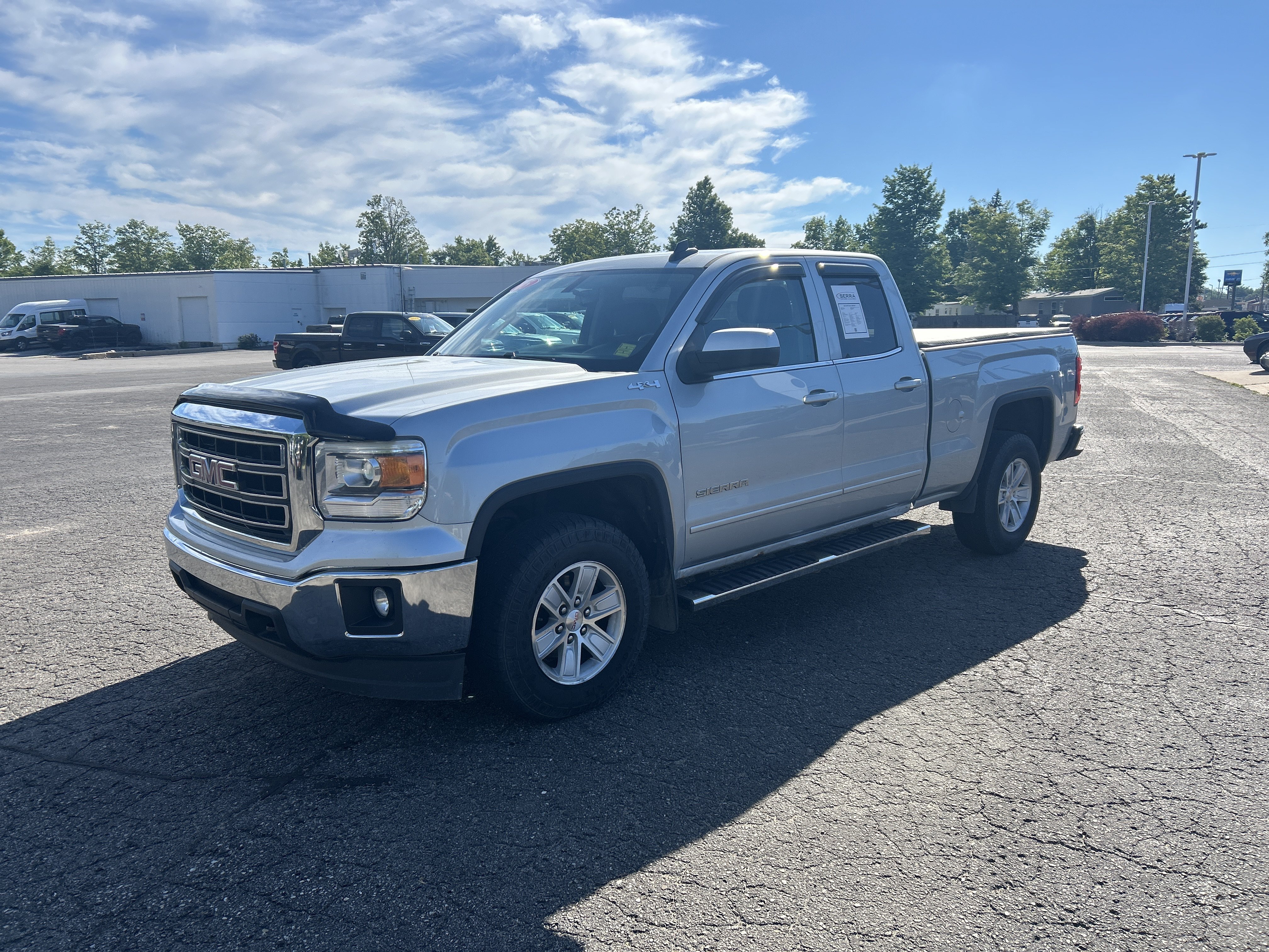 Used 2015 GMC Sierra 1500 SLE w/ SLE Value Package AWD/4WD image 8
