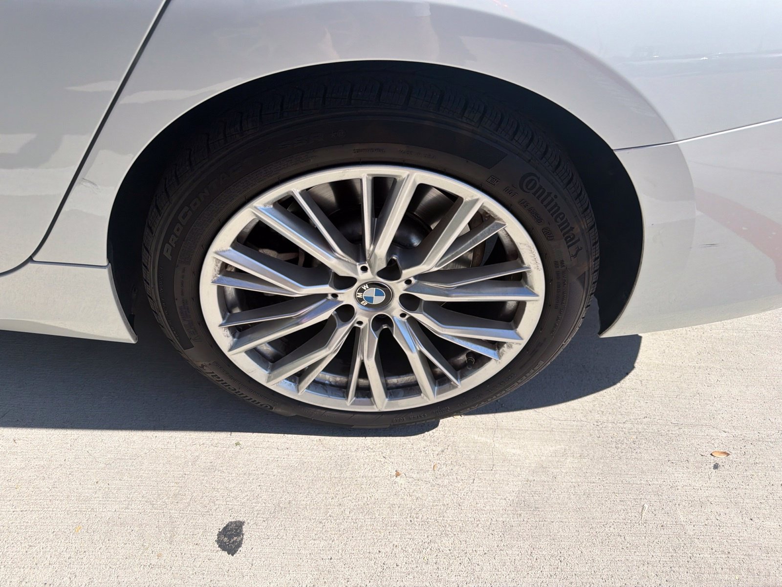 Used 2024 BMW 330i Sedan w/ Convenience Package RWD image 8