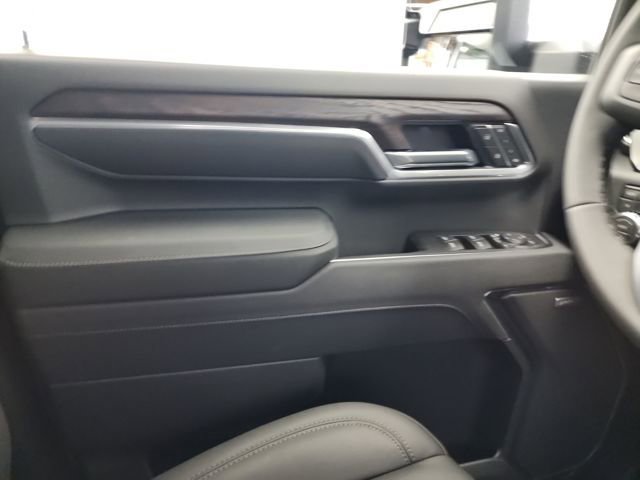 New 2026 GMC Sierra 2500 SLT image 14