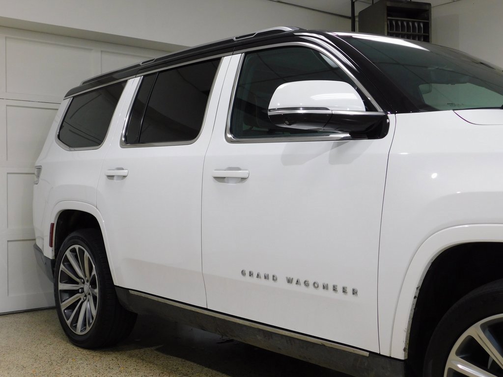 Used 2022 Jeep Grand Wagoneer Series II w/ Convenience Group III image 11