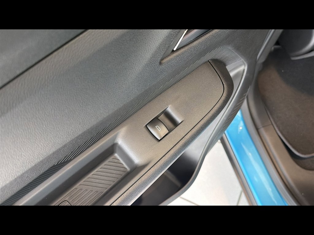 New 2027 Chevrolet Bolt RS FWD image 23