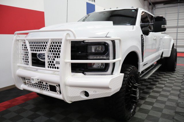 Used 2024 Ford F350 Lariat w/ FX4 Off-Road Package AWD/4WD image 3