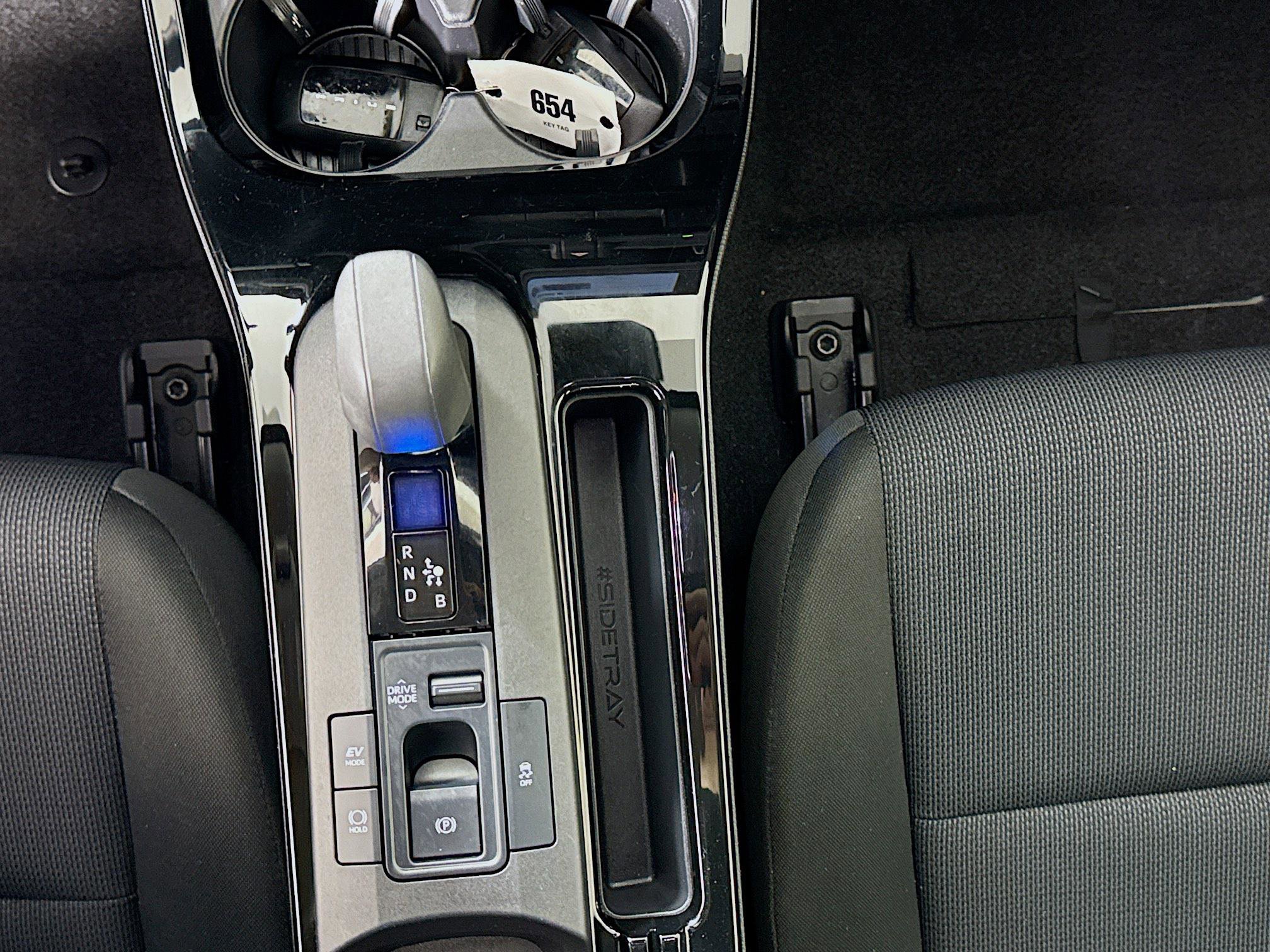 Used 2025 Toyota Prius LE image 17