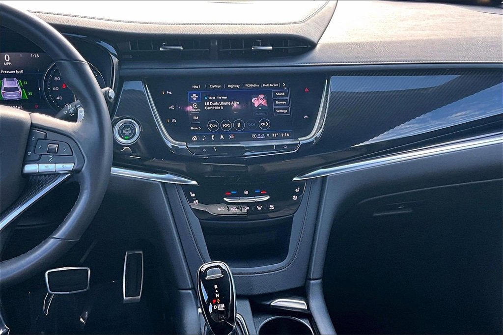 Certified 2022 Cadillac XT6 Sport w/ Technology Package image 9