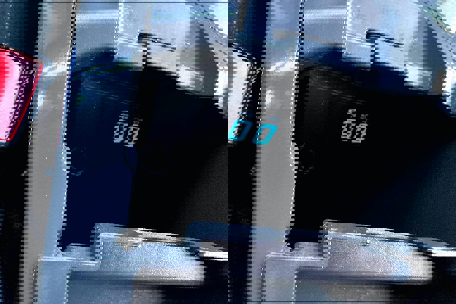 Used 2016 Ford Escape Titanium image 32