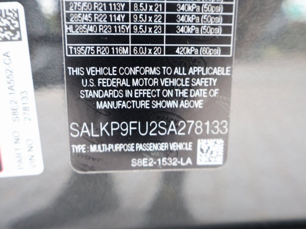 Used 2025 Land Rover Range Rover SE image 39