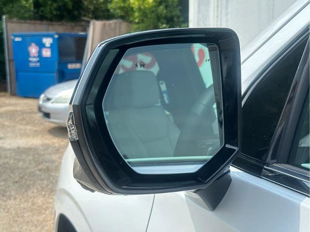 New 2025 Chevrolet Suburban Premier RWD image 15