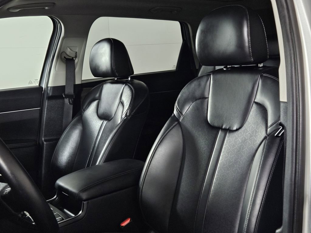 Used 2022 Kia Sorento S w/ Panoramic Sunroof Package image 23