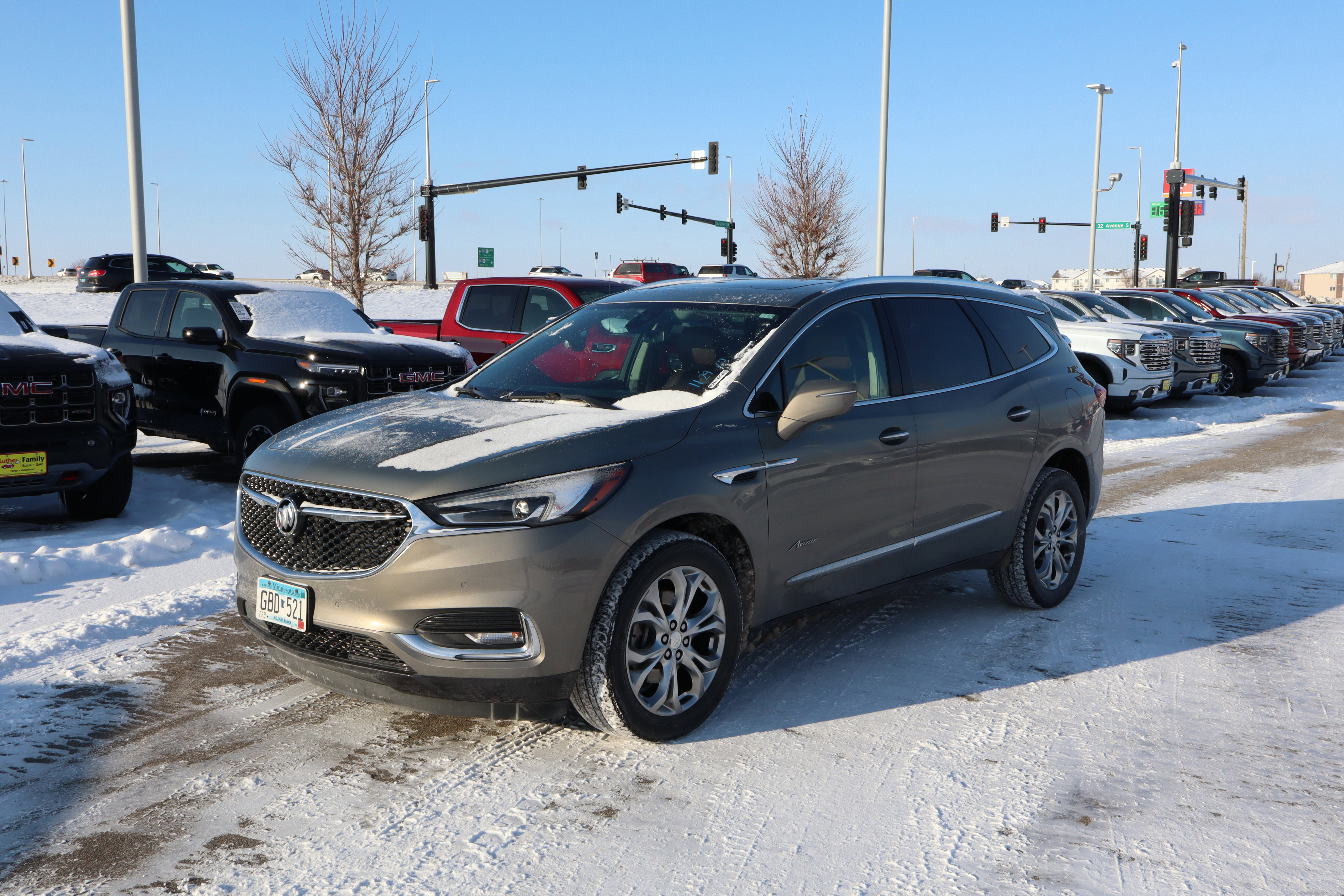 Used 2018 Buick Enclave Avenir w/ Avenir Technology Package image 3