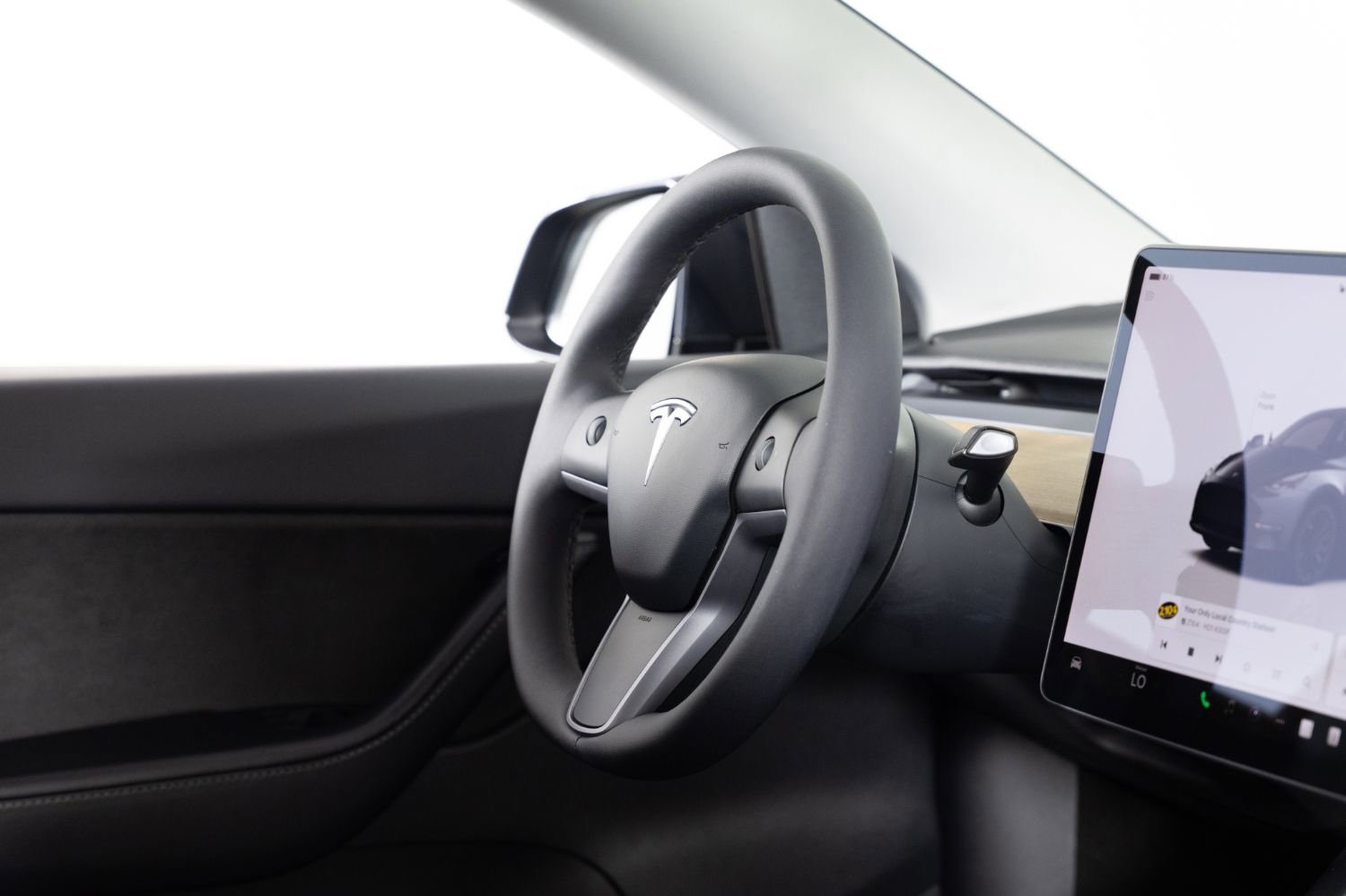 Used 2022 Tesla Model Y Performance AWD/4WD image 25