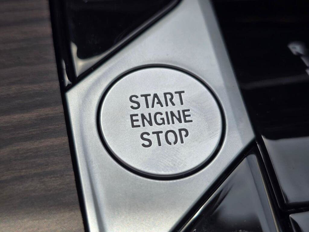 New 2027 BMW X7 xDrive40i AWD/4WD image 24