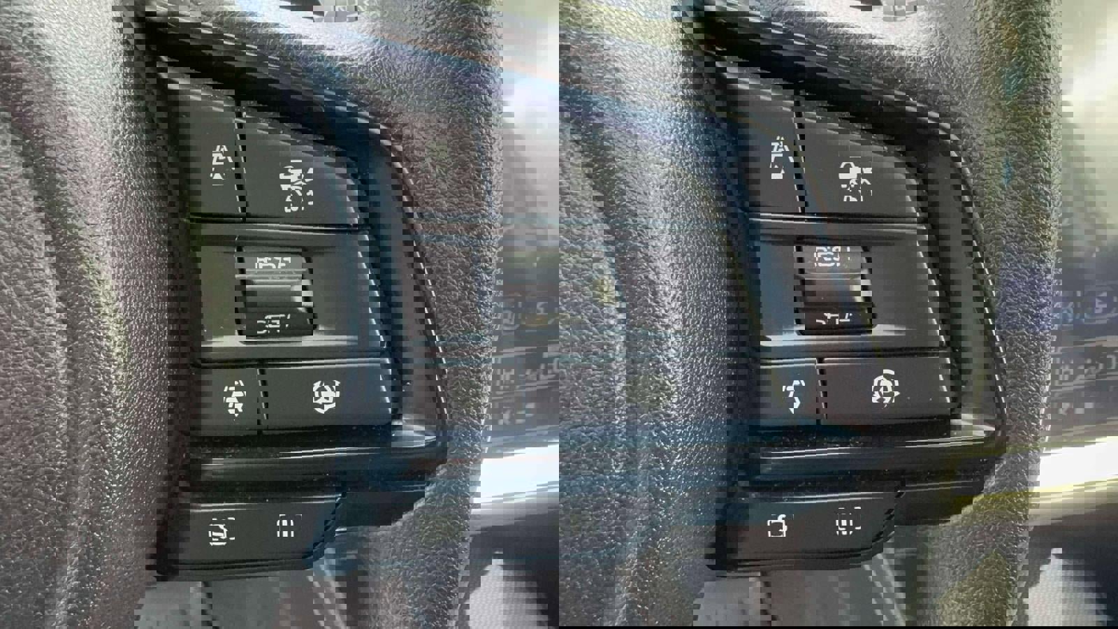 Certified 2024 Subaru Crosstrek 2.0i Premium AWD/4WD image 16