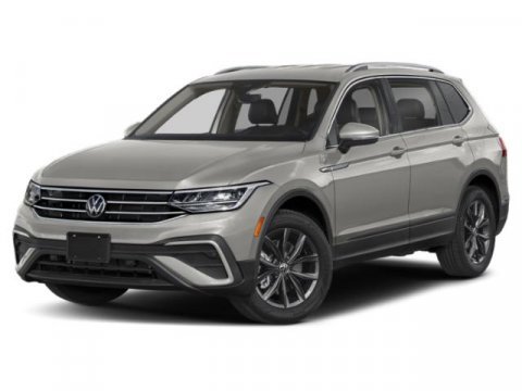 Used 2022 Volkswagen Tiguan SE image 1