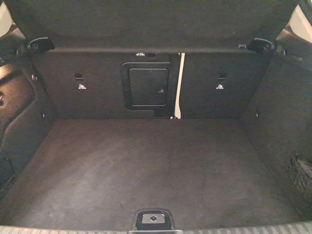 Used 2018 Mercedes-Benz GLA 250 4MATIC image 20