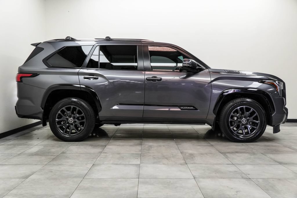 Used 2024 Toyota Sequoia Platinum AWD/4WD image 7