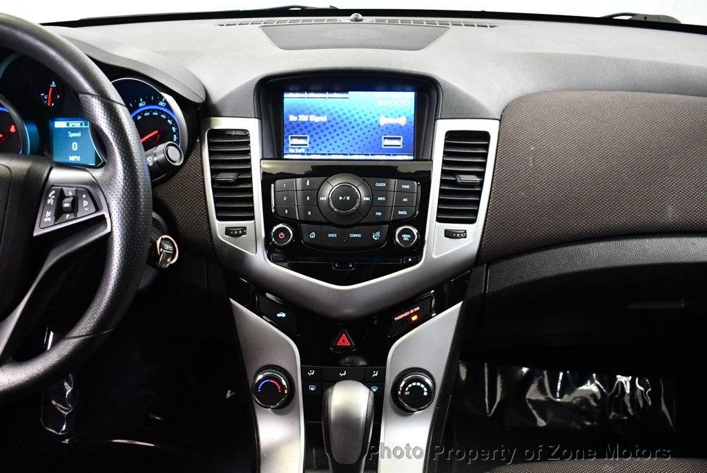 Used 2016 Chevrolet Cruze LT FWD image 22