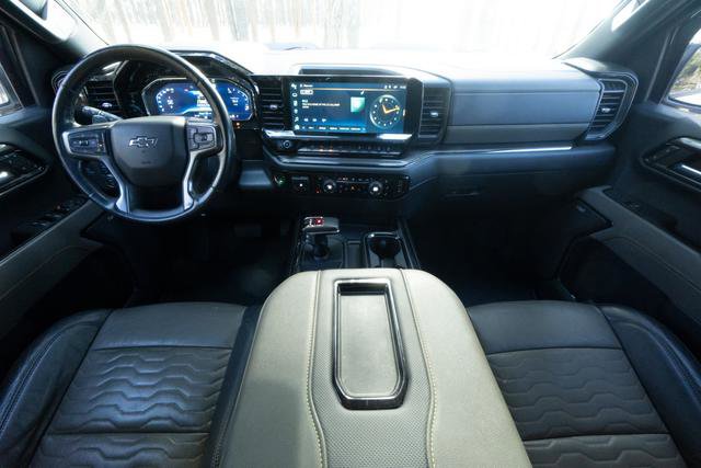 Used 2022 Chevrolet Silverado 1500 ZR2 w/ Technology Package image 16