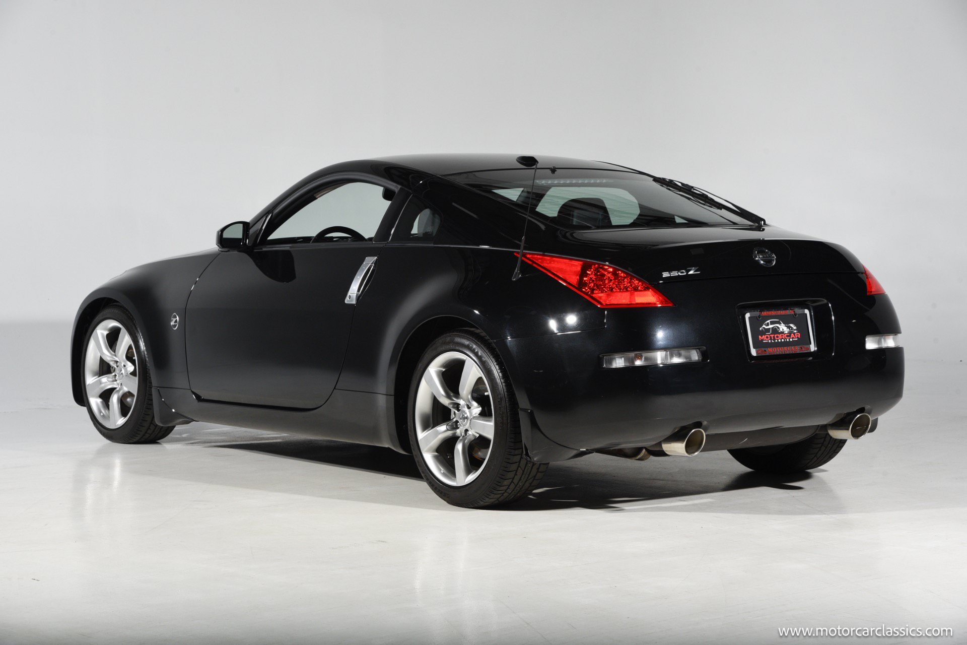 Used 2006 Nissan 350Z Touring w/ (N93) Cargo Convenience Pkg RWD image 4