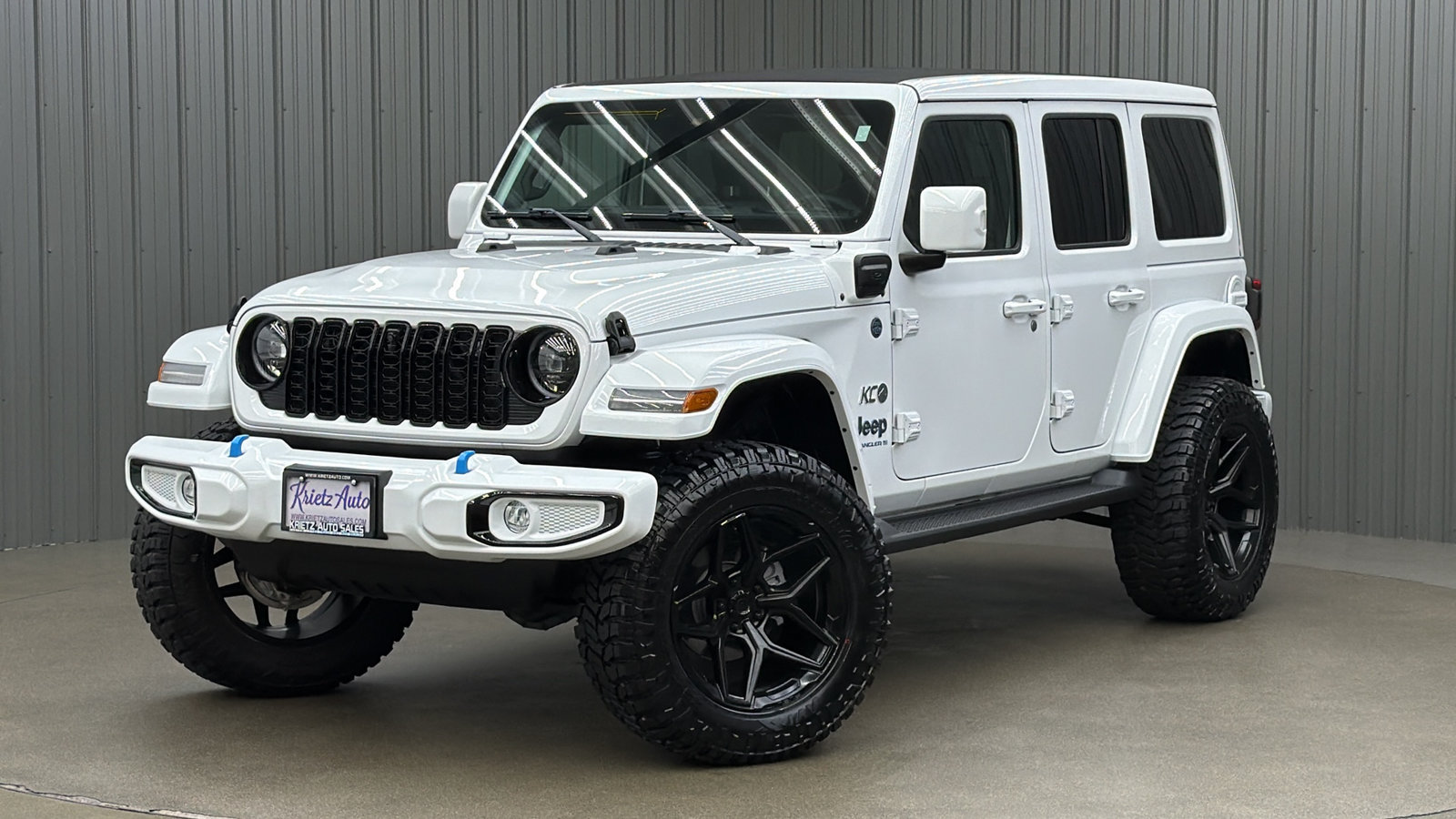 Used 2024 Jeep Wrangler High Altitude AWD/4WD image 1