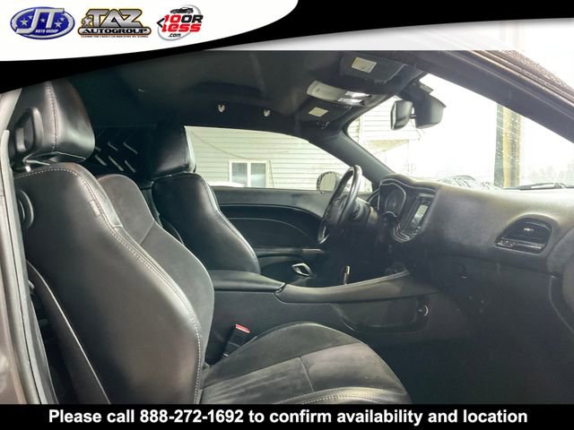Used 2016 Dodge Challenger R/T Scat Pack w/ Leather Interior Group image 11